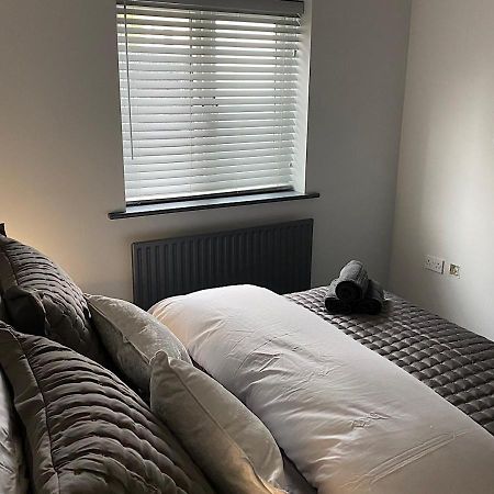 Beautiful Modern Cosy Central Apartment / Sleeps 4 Reading Luaran gambar