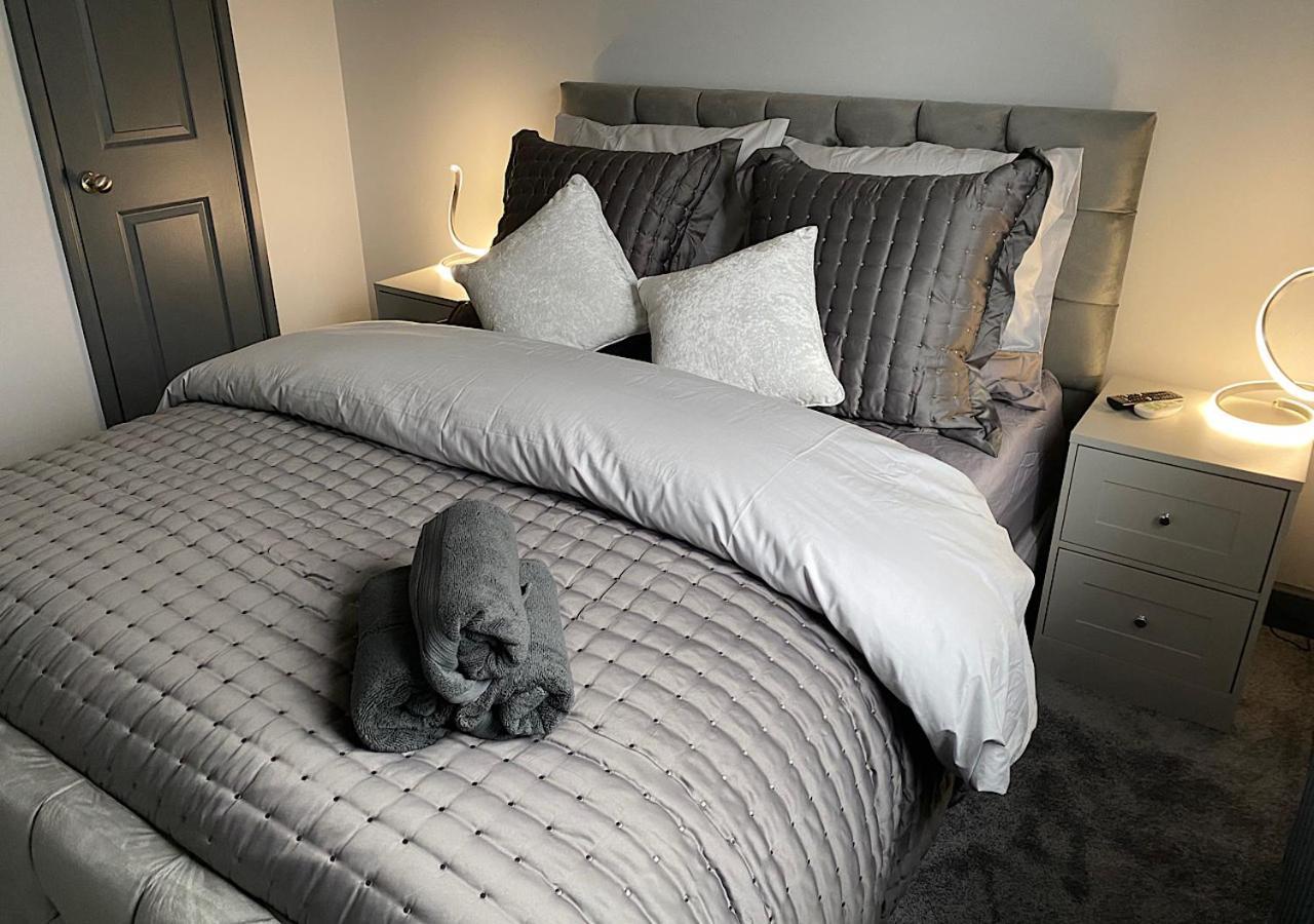 Beautiful Modern Cosy Central Apartment / Sleeps 4 Reading Luaran gambar